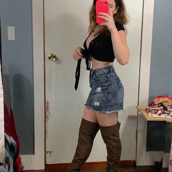 💜Distressed denim skirt - Picture 2 of 2